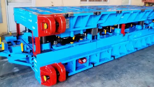 Formy z serii automatycznych linii pomagają procesowi tłoczenia w branży motoryzacyjnej przejść w kierunku szybkiej automatyzacji.